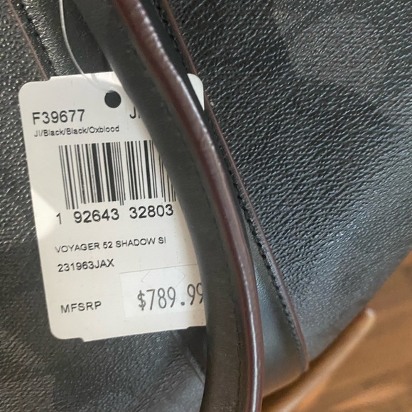 It’s a brand new coach bag.I bought in Montreal last week. - Picture 3 of 6